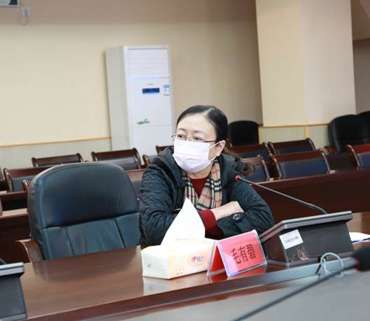 说明: E:\办公资料\照片与视频\beat365中国官网工作图片\2020年\3月\18日省委教育工委、省教育厅召开全省教育系统疫情防控工作专题视频会议\精选图片\AB3A6022.JPG