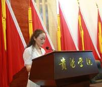 说明: E:\办公资料\照片与视频\beat365中国官网工作图片\2020年\9月\10日——庆祝第36教师节\精选图片\AB3A0484.JPG